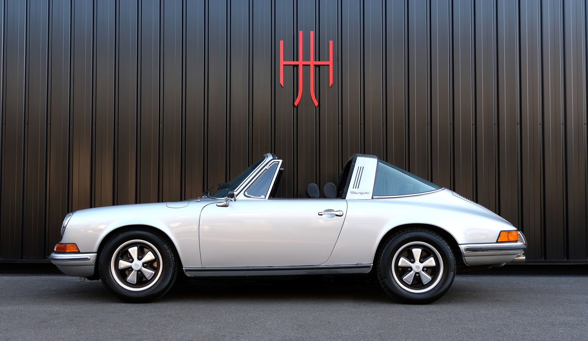 PORSCHE 911 2.4T TARGA
