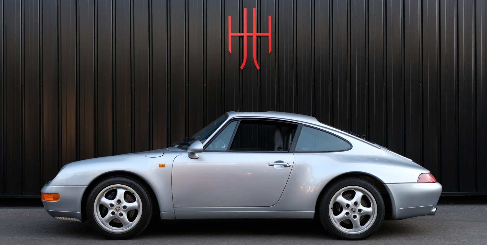PORSCHE 911 TYPE 993 CARRERA