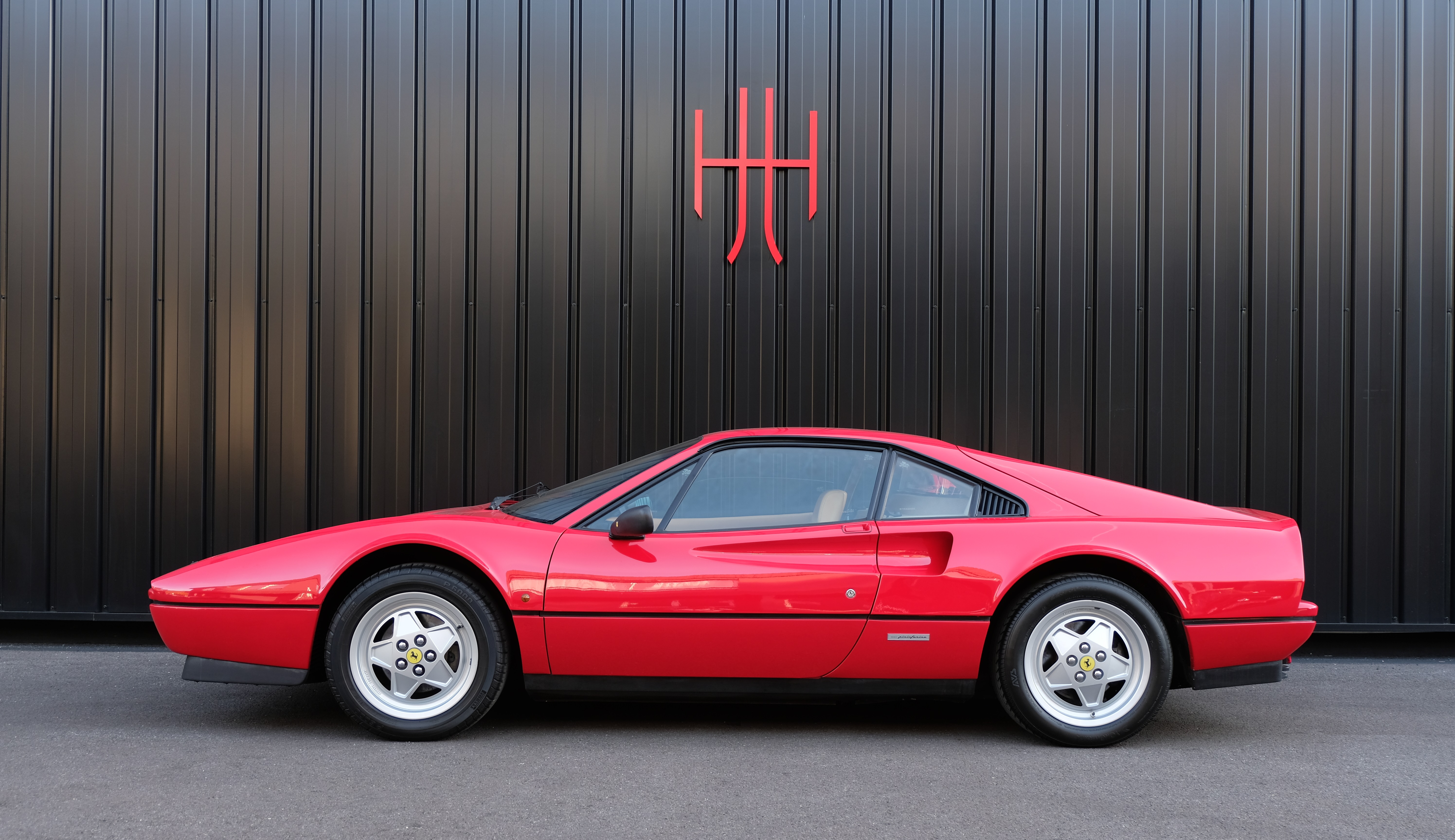 FERRARI 328 GTB