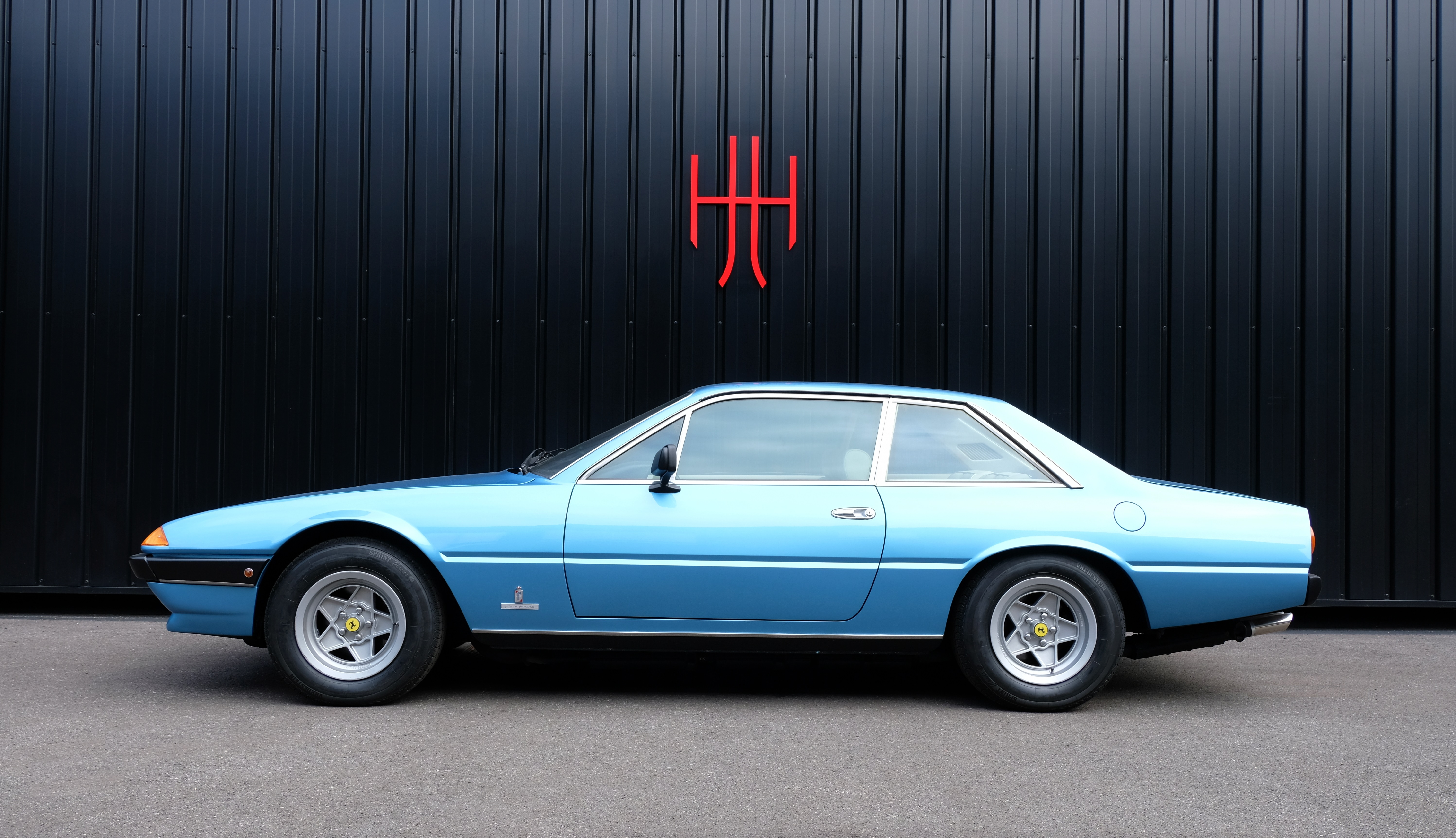 FERRARI 400i GT