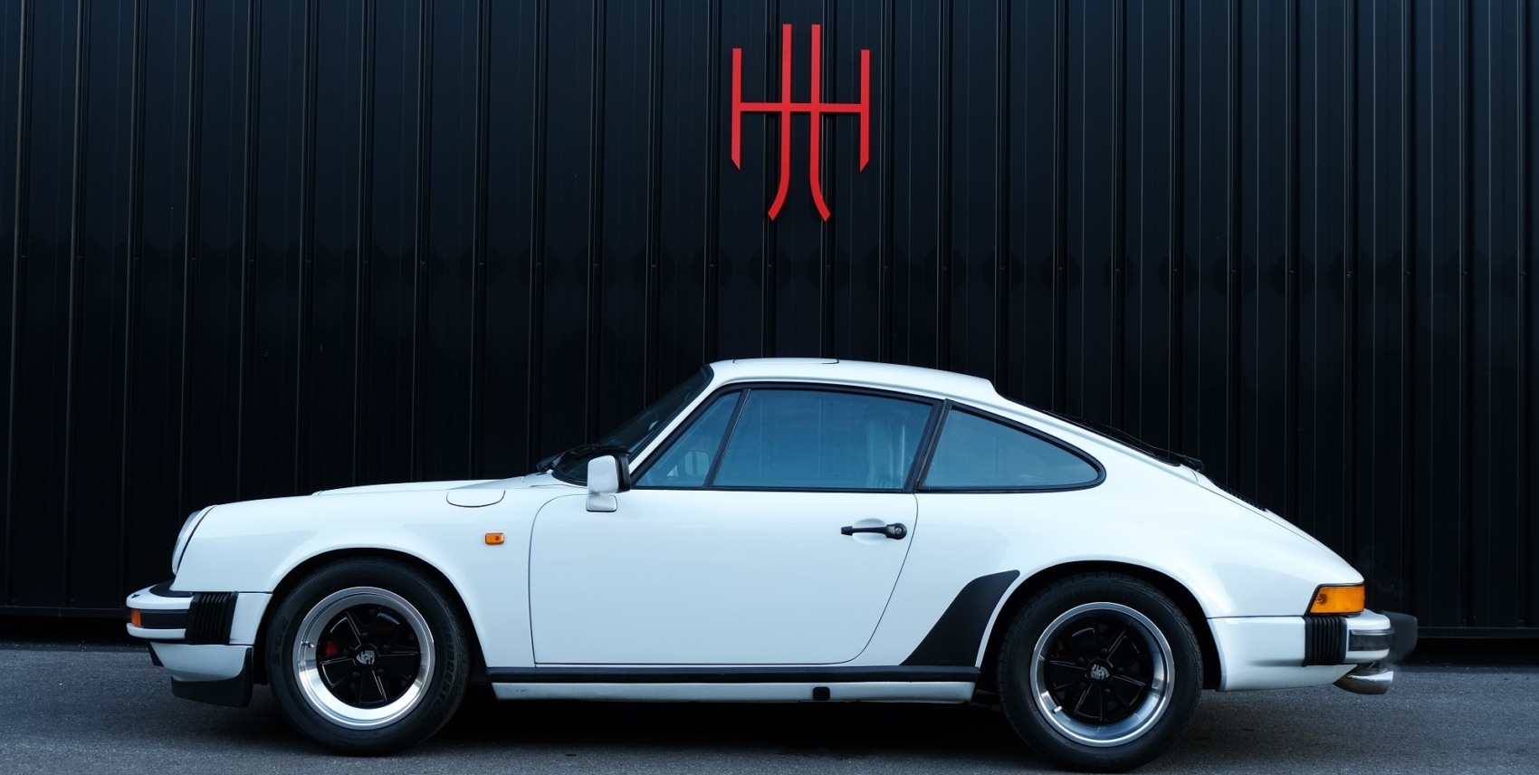 PORSCHE 911 CARRERA 3.2 COUPE
