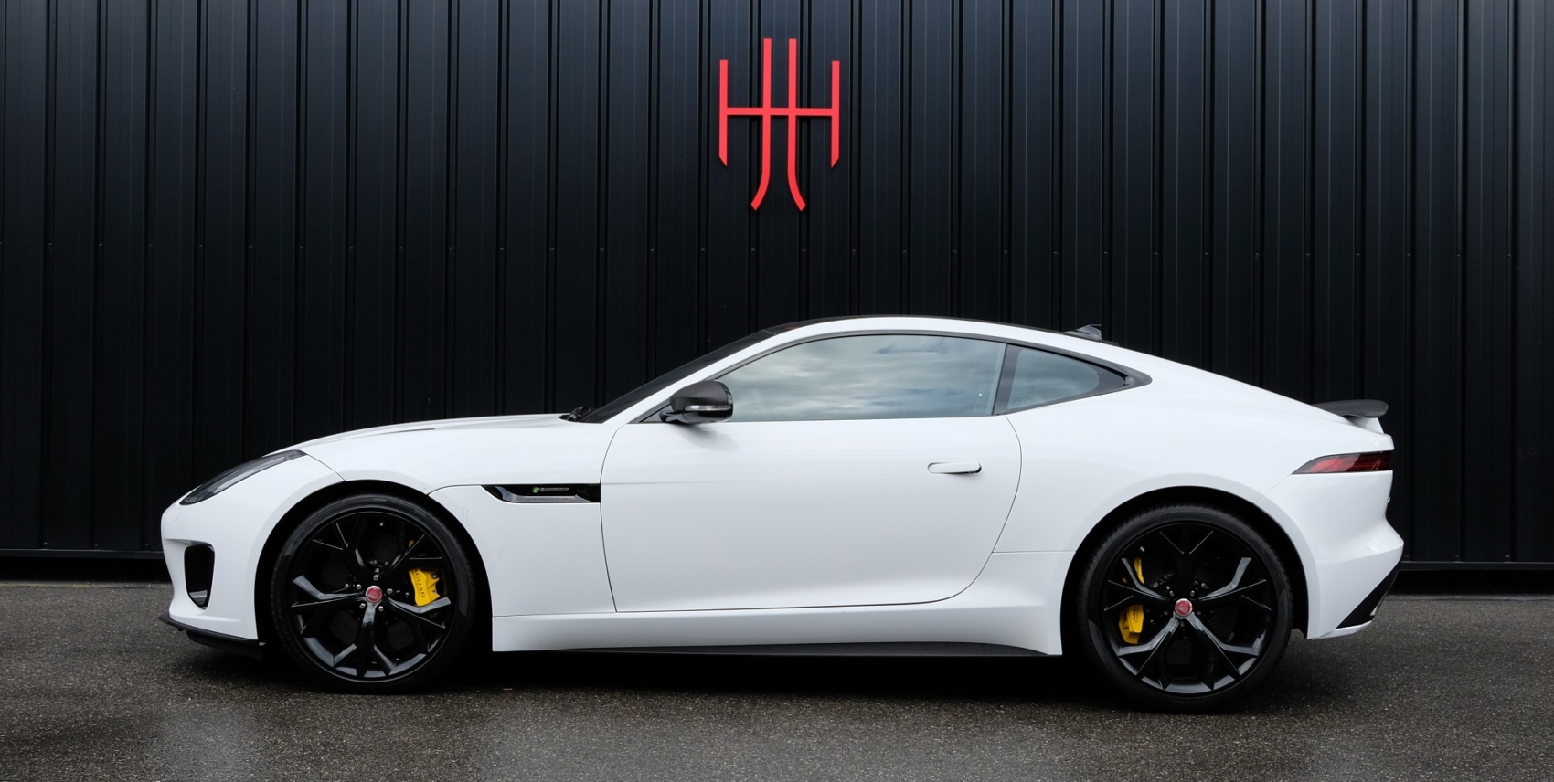 JAGUAR F-TYPE COUPE V6 380 R-DYNAMIC