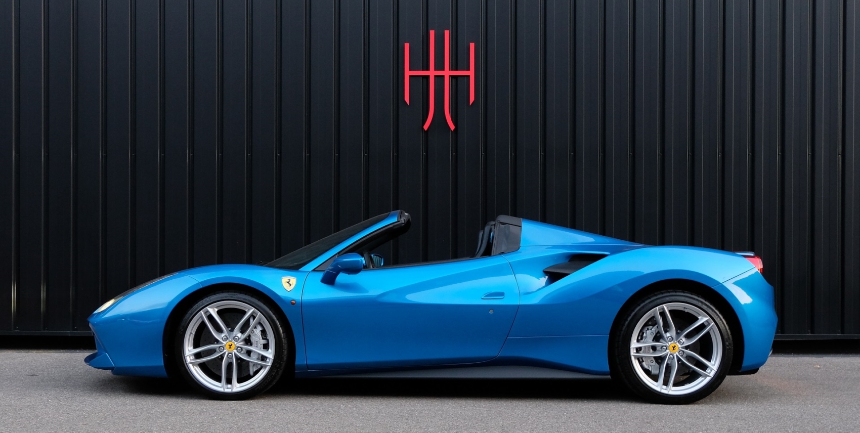 FERRARI 488 SPIDER