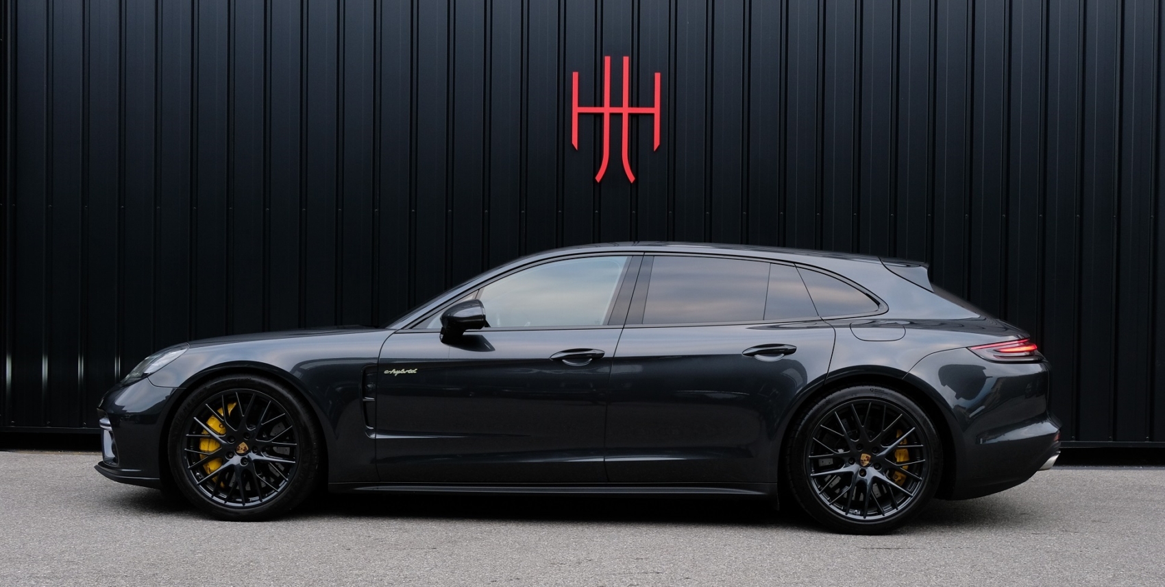 PORSCHE PANAMERA SPORT TURISMO TURBO S E-HYBRID