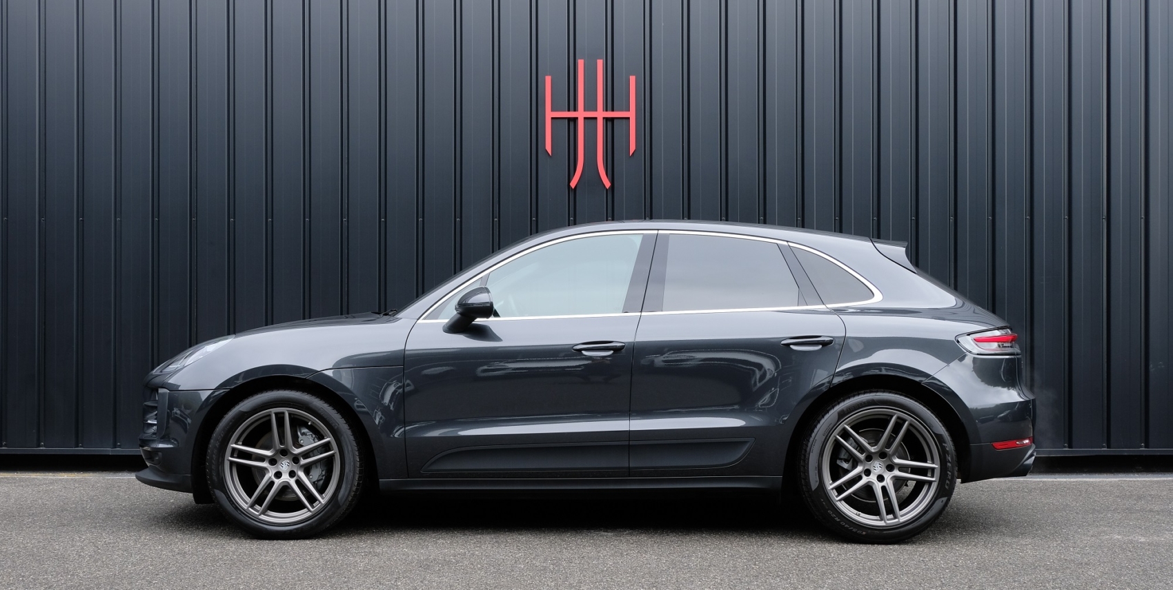 PORSCHE MACAN S PDK7