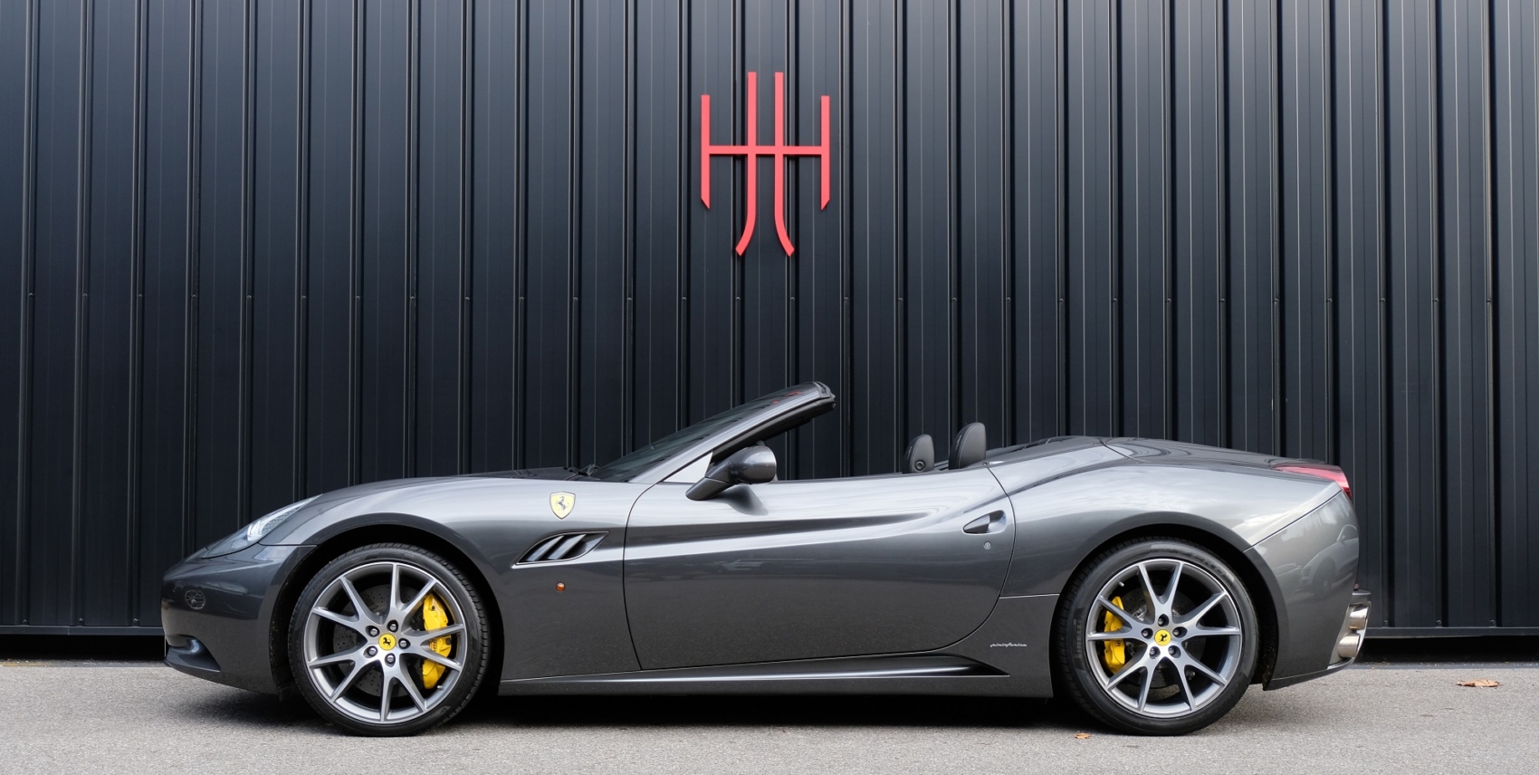 FERRARI CALIFORNIA V8 4.3