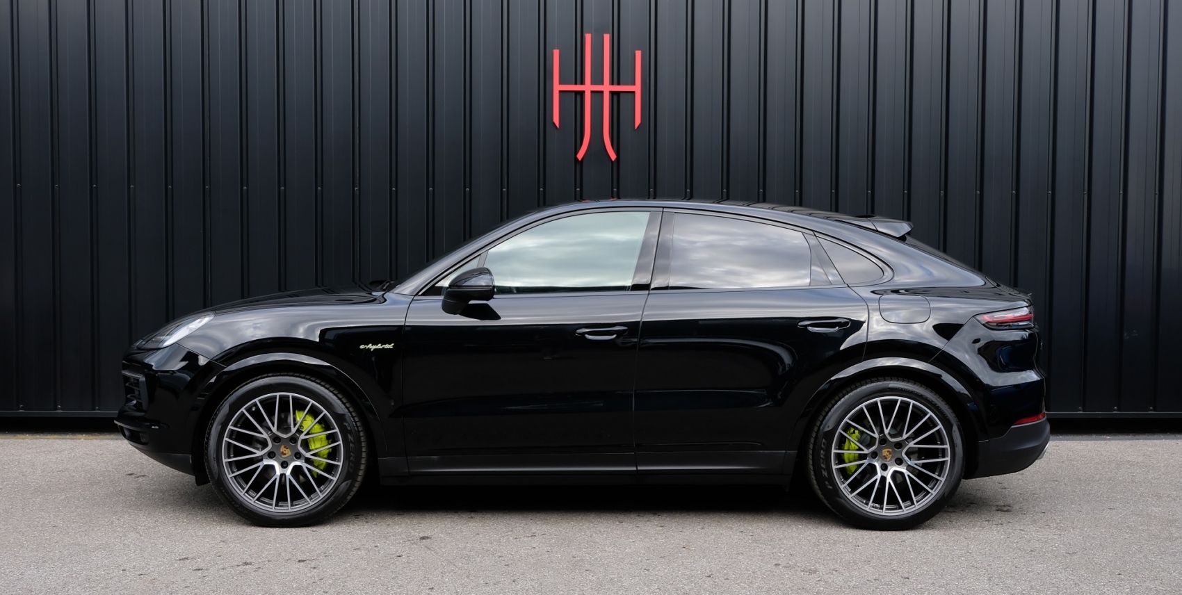 PORSCHE CAYENNE E-HYBRID COUPE