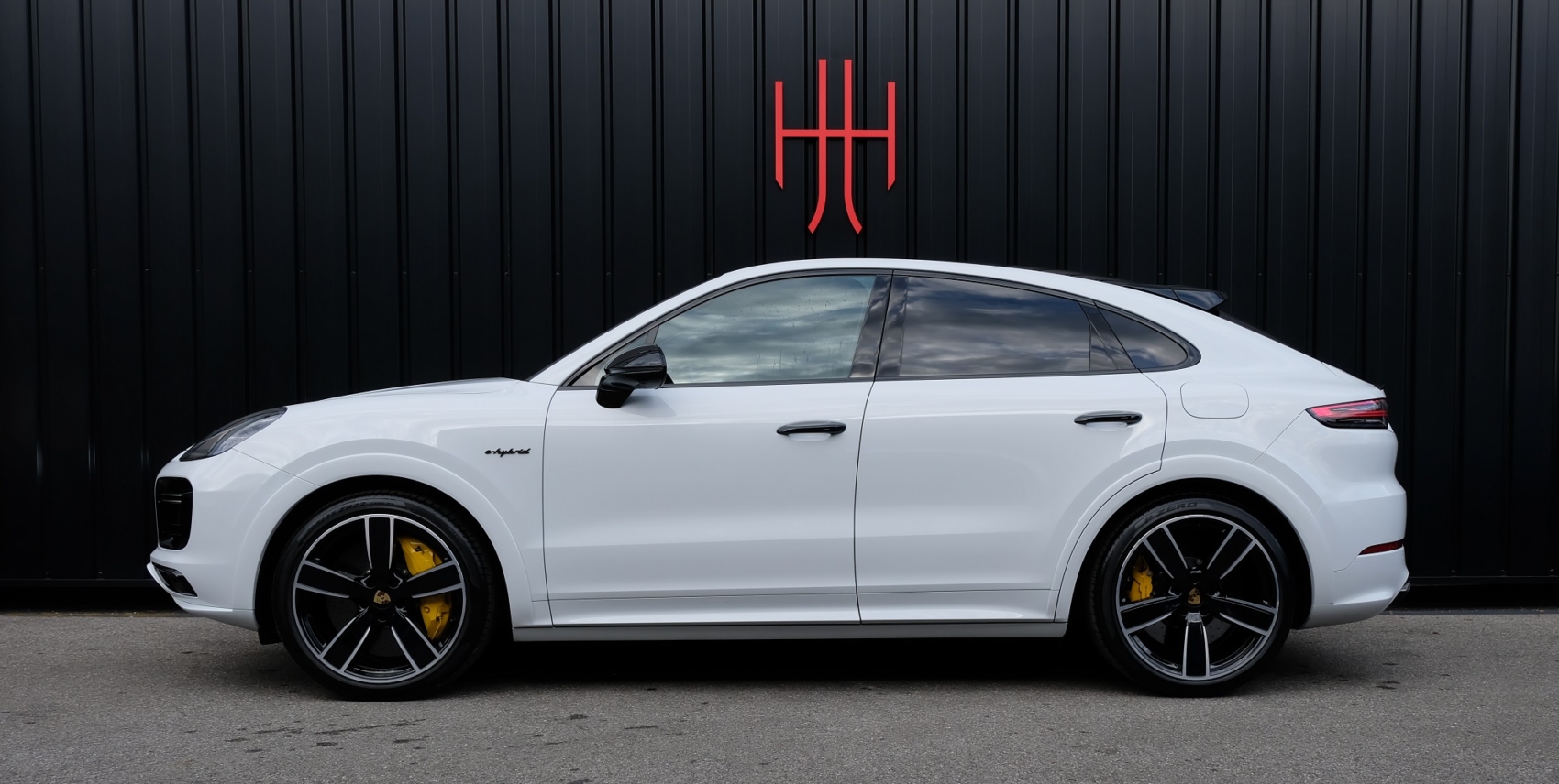 PORSCHE CAYENNE TURBO S COUPE E-HYBRID